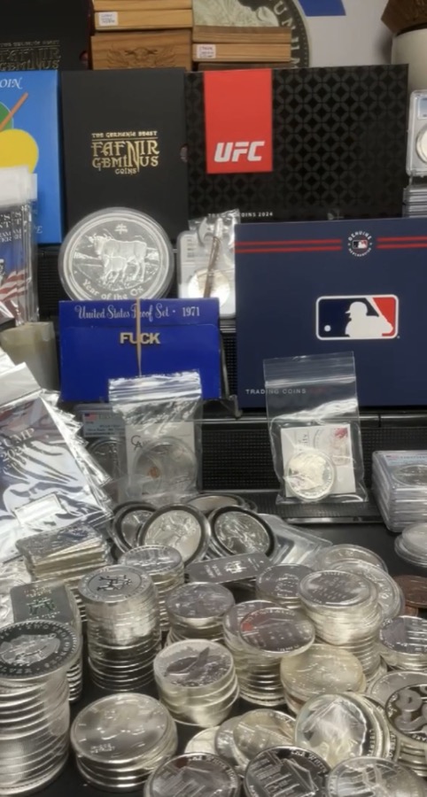 Collectors participating in live stream